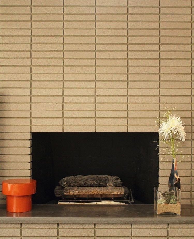 cheminee-briques-minimaliste-design-interieur-vintage